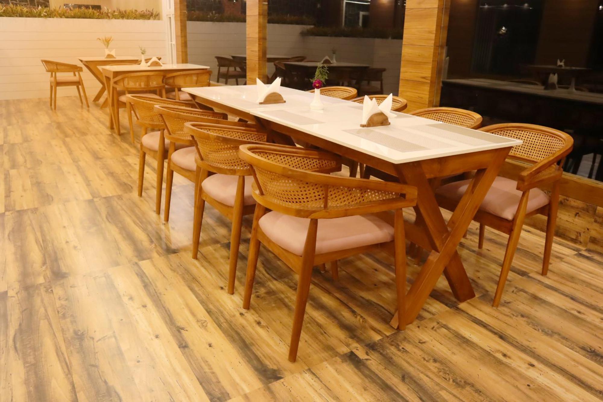 ホテル The Teatree Munnar Suryanelli エクステリア 写真