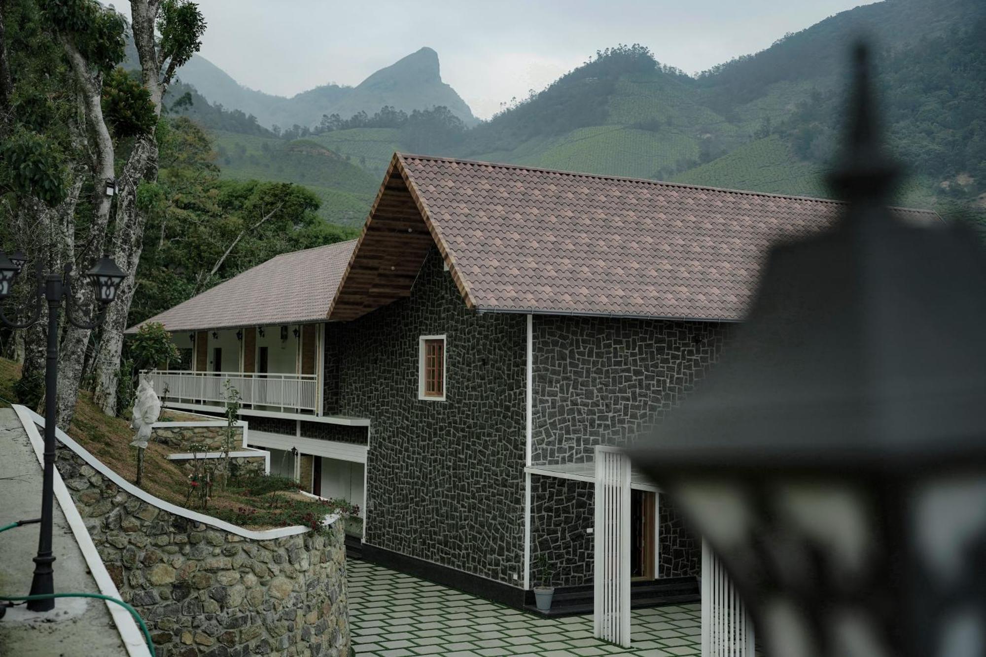 ホテル The Teatree Munnar Suryanelli エクステリア 写真