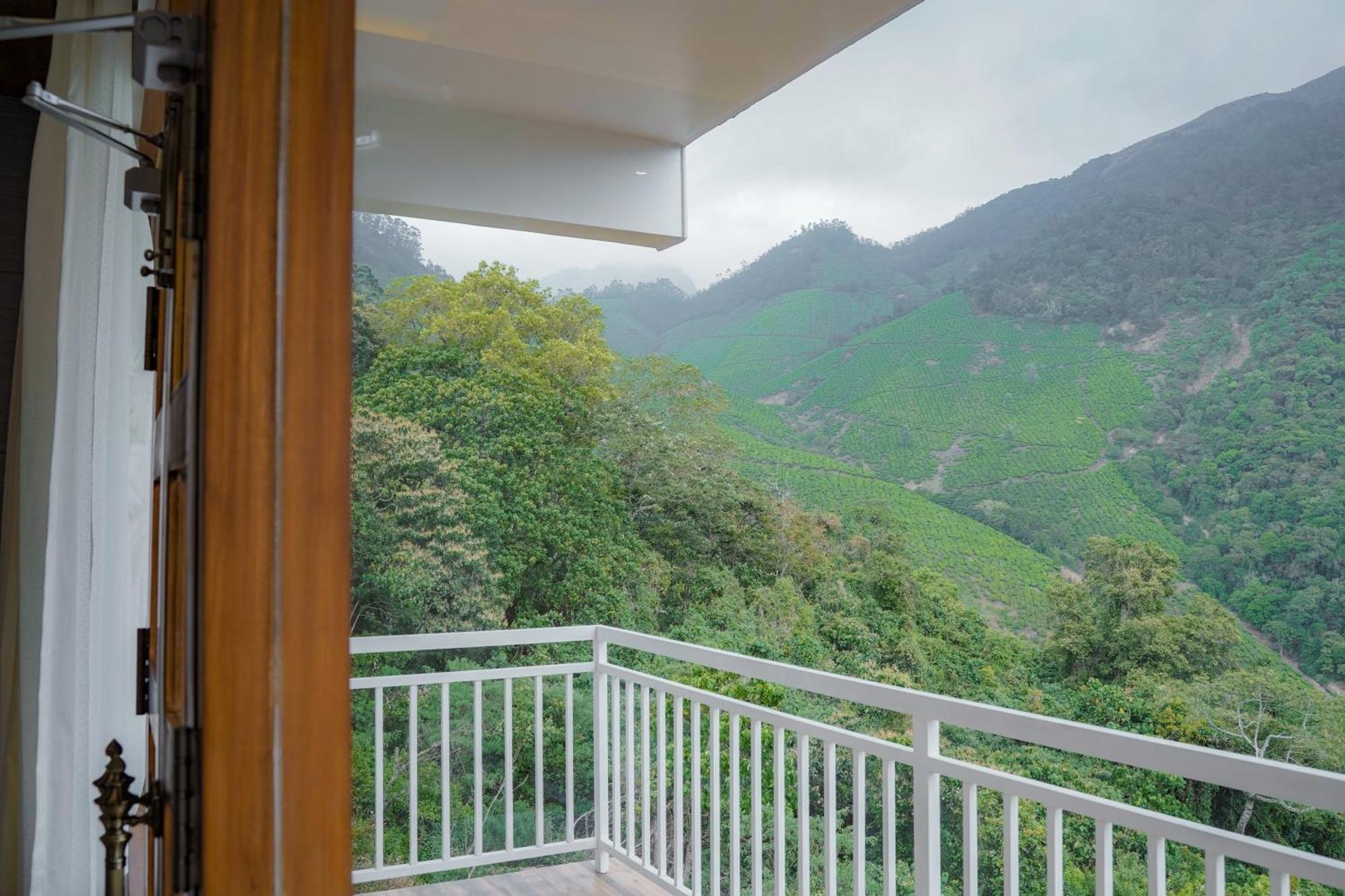 ホテル The Teatree Munnar Suryanelli エクステリア 写真