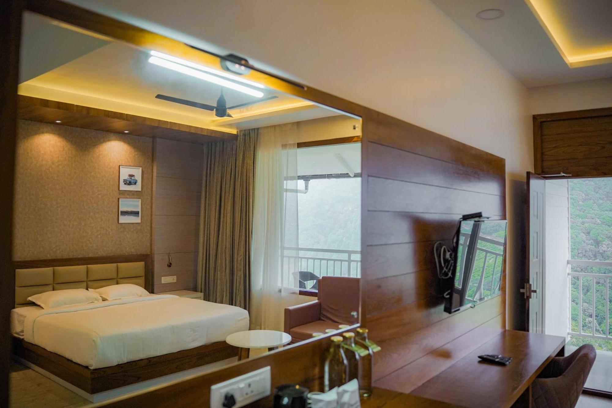 ホテル The Teatree Munnar Suryanelli エクステリア 写真